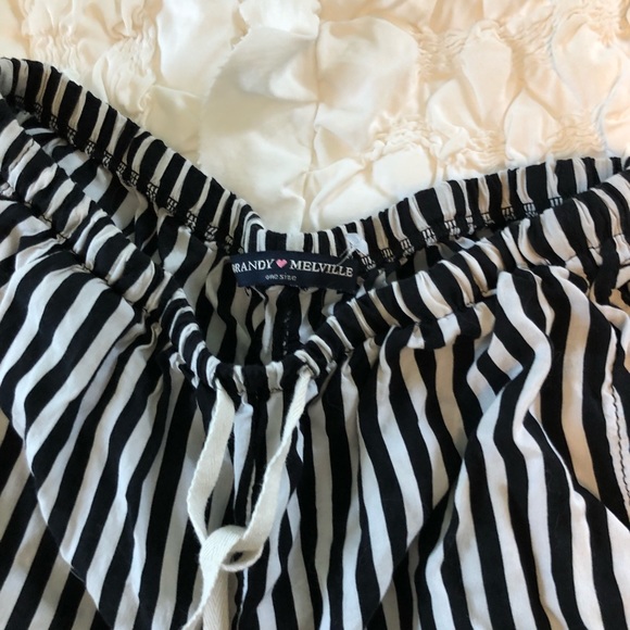 Brandy Melville striped shorts - Picture 2 of 2